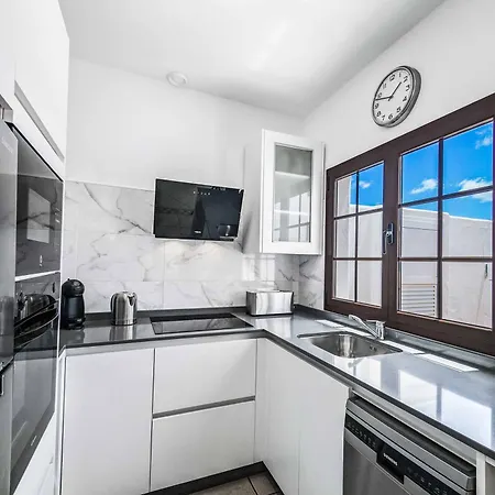 Emilia Βίλα Πλάγια Μπλάνκα