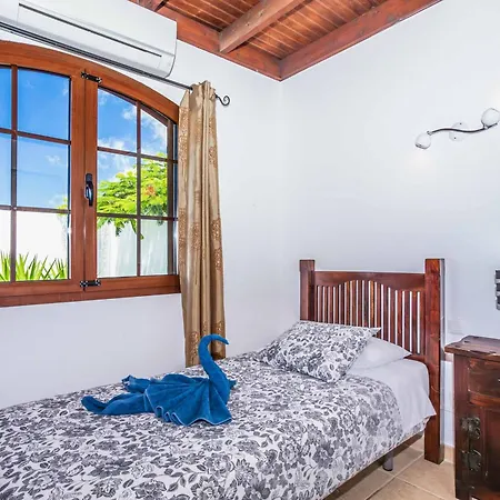 Emilia 플라야블랑카